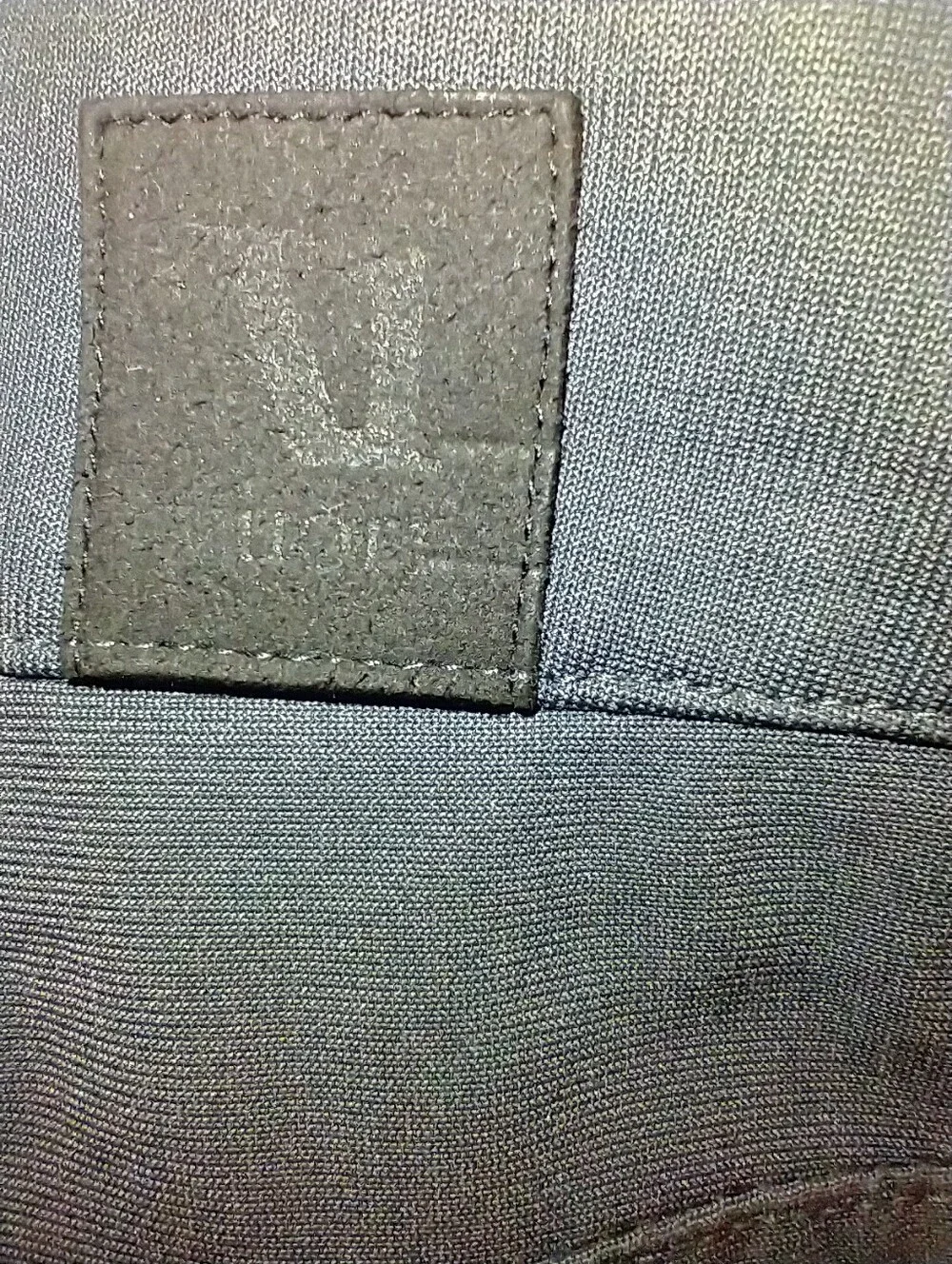 Vuori Meta Gray Athletic Slim Fit Chino Pants Men's sz 34x32.